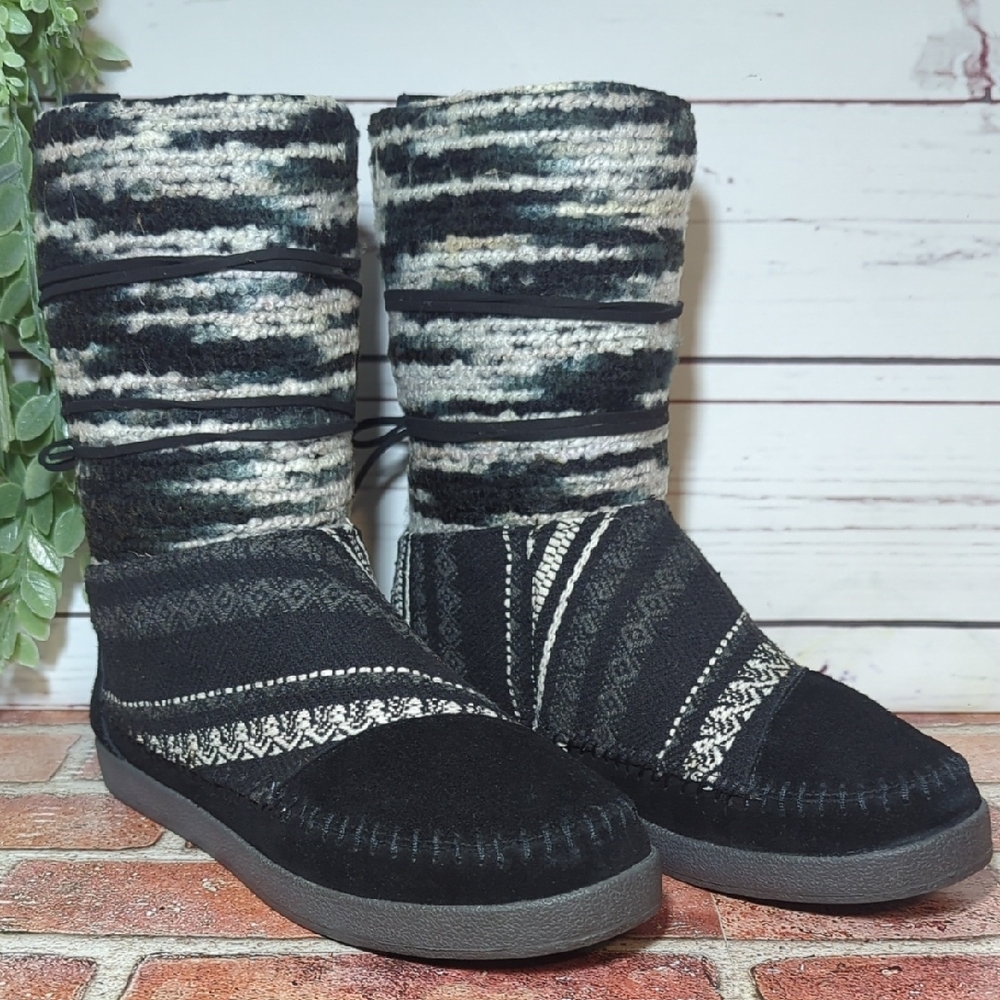 Toms Nepal Boot Pull-On Aztec Geometric Black Suede Wool Boho‎ Textile Women's 9